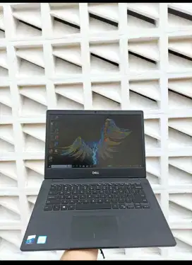 Laptop Dell Latittude 3490 -CORE I5 GEN8 -SSD 240 GB -8GB -MULUS
