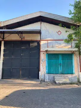 sewa gudang