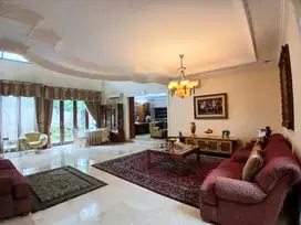Dijual rumah bagus 2 tingkat di Cipete dekat ke MRT