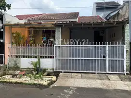 Rumah Tinggal Aman Dan Nyaman Bebas Banjir Di Vila Pamulang S8717