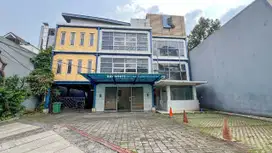 Kantor 3 Lantai Zona Komersial di Jl Ubud Mega Kuningan Jakarta Selata
