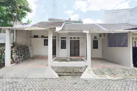 Rumah 2 Carport di Cibubur Akses Dekat RS dan Tol Semi Furnish J-19793