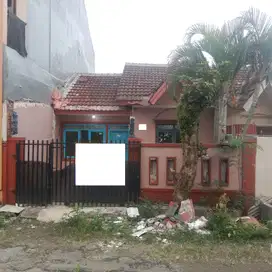 Rumah Strategis Selangkah ke Stasiun Cilebut LT 72 Siap Renov J-26159