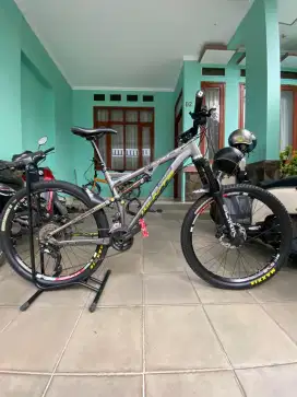 Dijual MTB AM Full Susp Alloy “WHYTE T129, Size M”