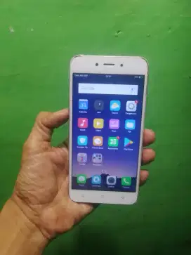 Oppo A71 ram 2/16 jaringan 4g