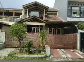 Rumah siap huni keren dlm komplek elite di Billymoon, pondok kelapa