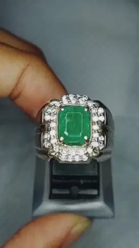 Emerald Beryl Ring Perak Rhodium