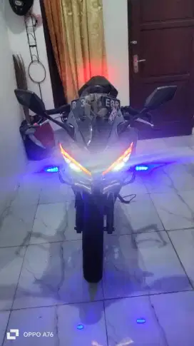 Di jual CBR 150 2019 SS komplit.