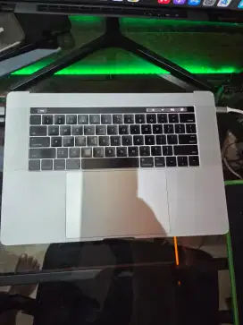 Macbook pro tcb i7 16/512GB tt/barter