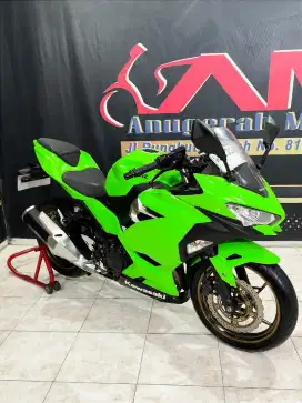 Kawasaki All-New Ninja 250 Hijau mewah dp minim.Anugerah motor rungkut