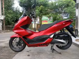 Honda pcx 160  Surat lengkap STNK BPKB pajak on PLT b depok