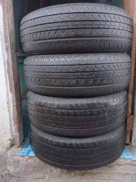 225/65R17  Dunlop ST30, 4pcs copotan