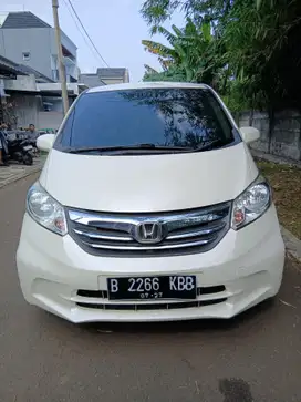 Honda Freed 2012 Bensin