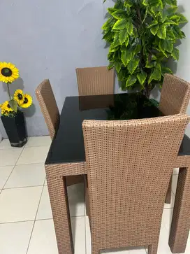 Jual bekas meja & kursi makan