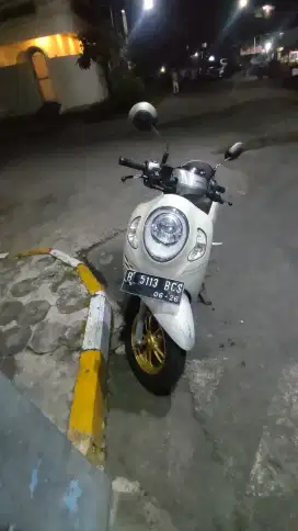 HONDA SCOOPY prestige kykes 2021