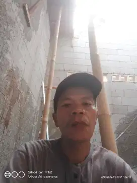 Tukang bangunan terdekat