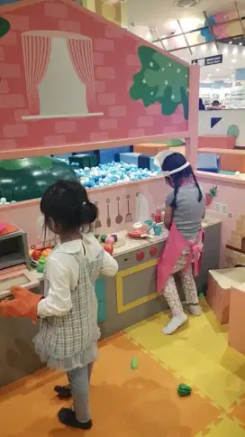 Dicari Pengasuh Anak / Baby Sitter