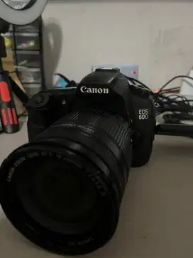 Canon 60D MULUS + Kit Lens 18-200 F4