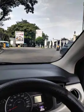 mencari lowongan kerja