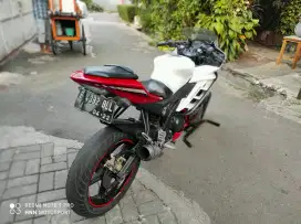 R15 V2 TAHUN 2017 TOP GANTENG