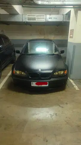 Dijual BMW 318i E46