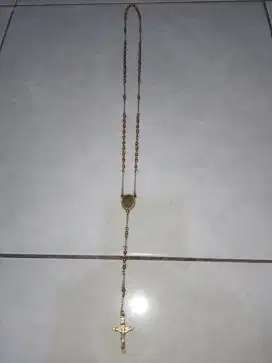 Kalung rosario bahan titanium warna gold, p50cm, bisa nego