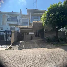 Dijual Rumah Villa Valenisa