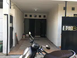 Disewakan Rumah Babatan Pratama