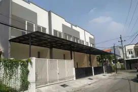 Dijual Rumah Rungkut Asri Tengah