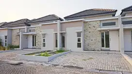 Dijual rumah baru 2 unit jejer sekaligus New Town Park Juanda