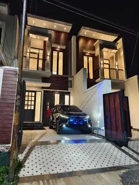Dijual Rumah Ketintang Madya