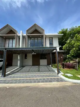 Rumah Mewah 2 Lantai Green Crystal Summarecon Makassar