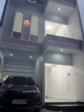 RUMAH JAGAKARSA 900 JUTA 2 LANTAI 15 MENIT TB SIMATUPANG