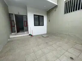 Dhyana rumah jelambar 3 lantai uk 5x15m di komplek kavling polri