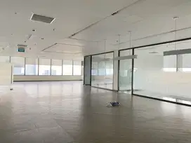 Sewa Kantor Capital Place Luas 585 M2 Partisi Strategis Dekat ke SCBD