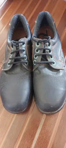 Sepatu safety Steel Horse