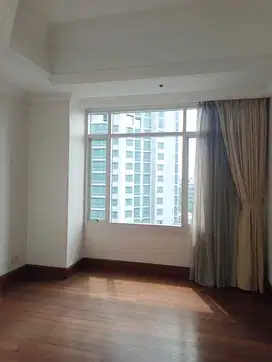 For Sell Four Seasons Apartment 3 BR 200 sqm