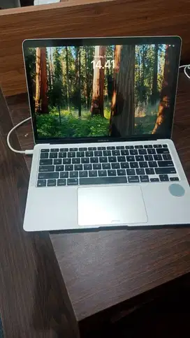 Dijual MacBook Air M1 13 Inch – Space Grey – 256GB