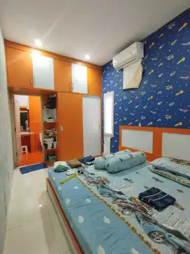 Dijual Ruko bagus di jalan Besar Pasar 3 furnish perabot , 4 lantai