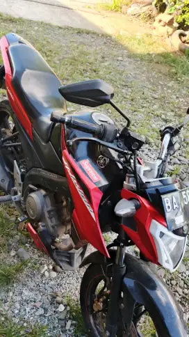 Di jual Yamaha Vixion tahun 2015