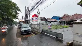 Rumah pinggir jalan cocok untuk usaha dan Kantor