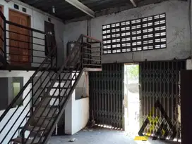 Dijual Cepat! Gudang 250m² di Solo Baru, Lokasi Super Strategis!