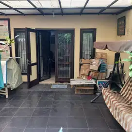 Dijual rumah strategis dekat bsd city