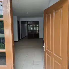 Rumah bagus SHM Citra 2, 1,25 Lantai Strategis,Kalideres Jakarta Barat