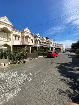 Dijual Villa komplek Green House daerah Medan Sunggal