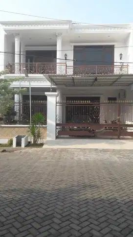 Rumah Klampis Semolo Row 4.5mobil, siap huni, bebas banjir