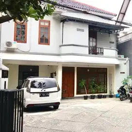 Dijual Kost Eklusif  Strategis di Antasari Kebayoran baru