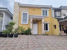 dijual rumah bagus siap huni di sentul