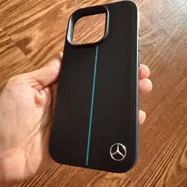 Case iphone 16 pro mercedes benz like new