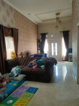rumah strategis pinggir jalan raya tanjung perak sukun good bwt invest